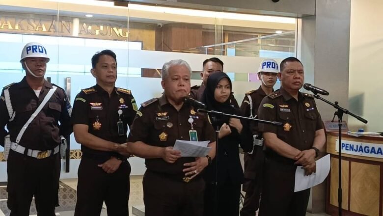 Kejaksaan Agung Tetapkan 7 Tersangka Kasus Korupsi Minyak