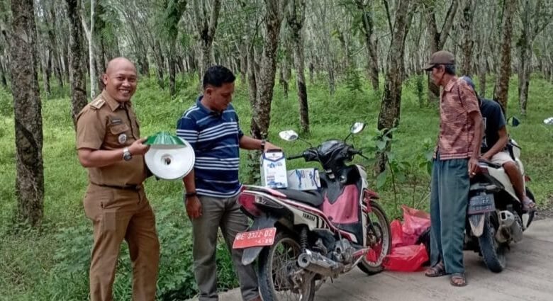 Cegah Kriminalitas, Pemdes Kertosari Pasang Lampu Jalan di Titik Rawan