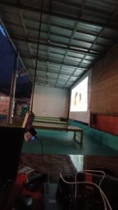 Foto Dok. (Ilham) : Layar Tancap di Waroeng Ridho