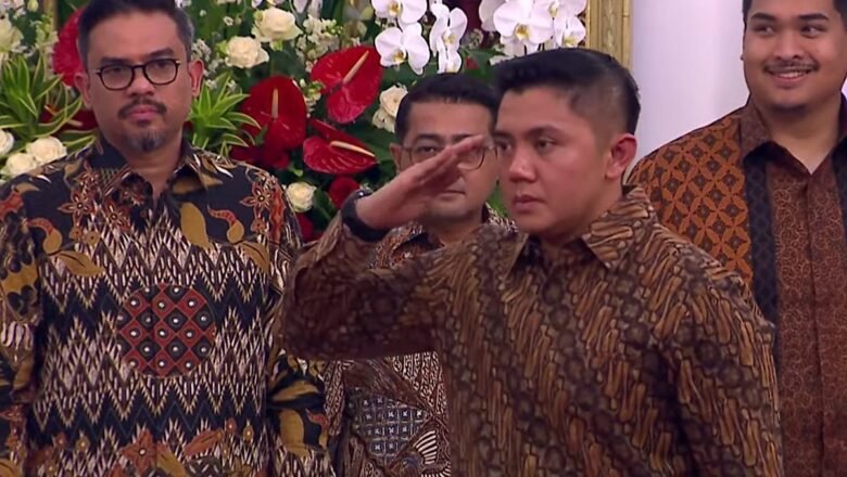 Resmi, Sekretaris Kabinet Teddy Indra Wijaya Kini Berpangkat Letkol