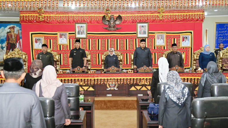 Pemkab Lampung Selatan Sampaikan KUPA-PPAS APBD Perubahan 2025 ke DPRD